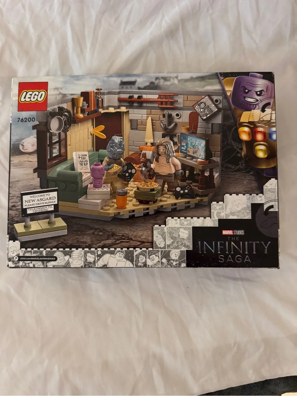 LEGO Infinity Saga Bro Thor's New Asgard Set - Tan, Green, Gray, Purple, Gold
